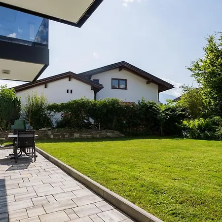Apartmán Moderne Mit Terrasse *