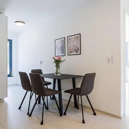 Apartman Moderne Mit Terrasse